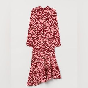 Asymmetric midi dress with heart patterns